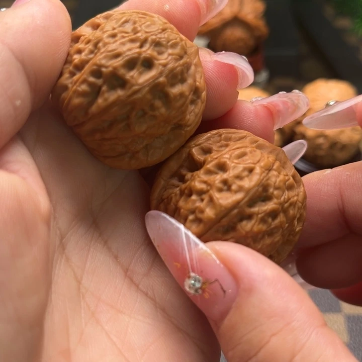 核桃35战甲文玩核桃