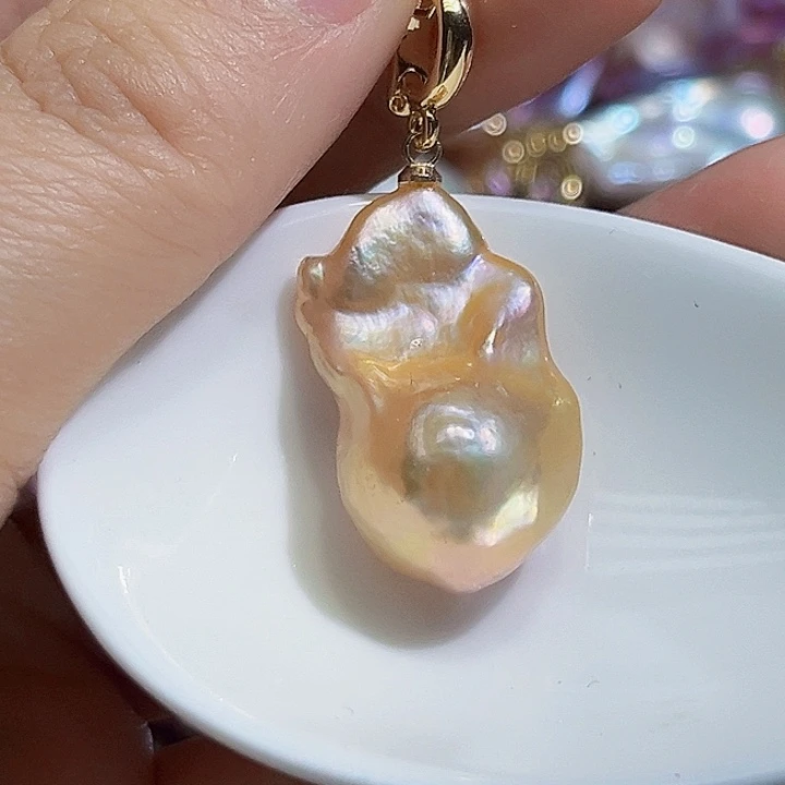 颈饰未镶嵌淡水珍珠