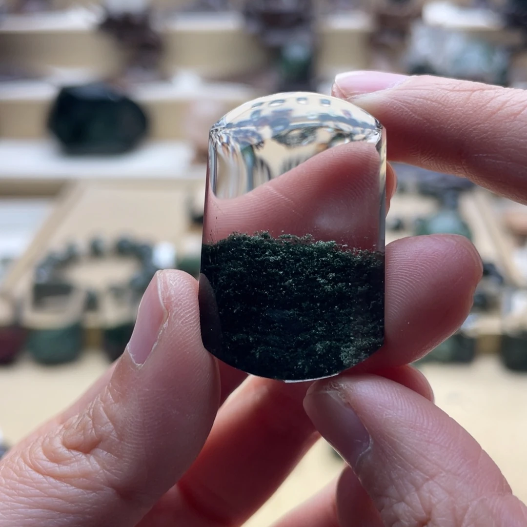 颈饰未镶嵌水晶绿幽灵吊坠