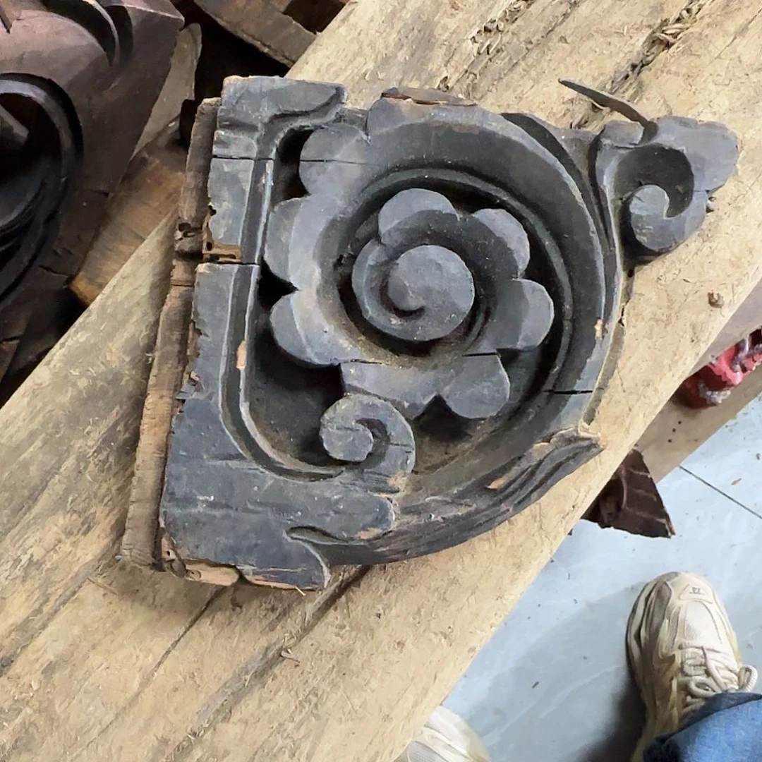 木古**天木雕等艺术品的制作