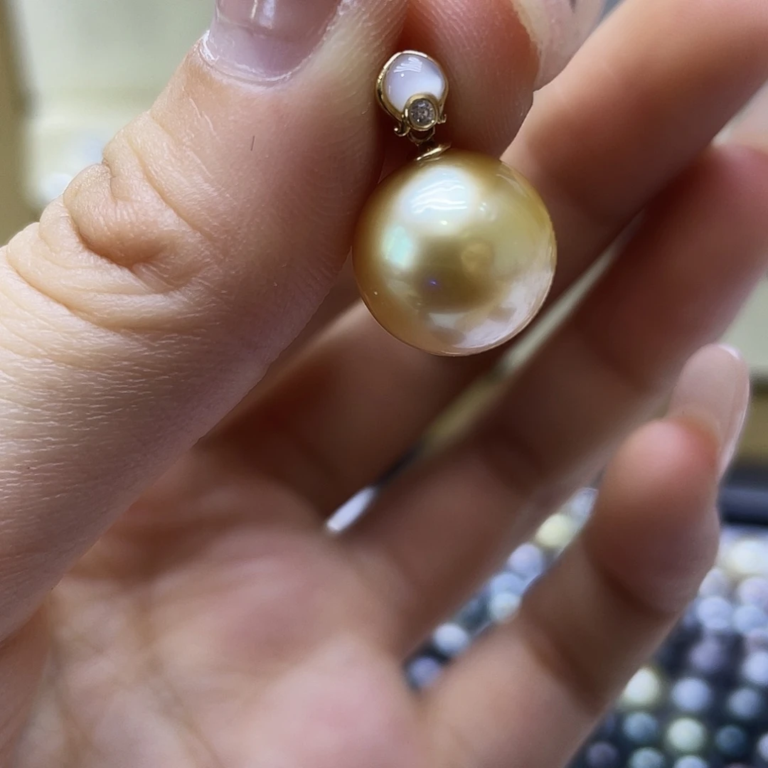 海水珍珠18K金镶嵌颈饰