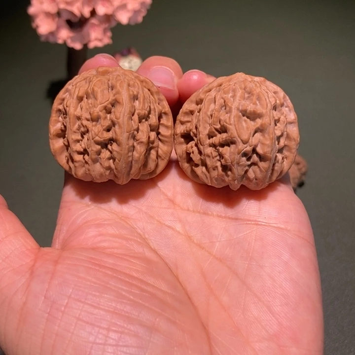 把件文玩核桃38球白全