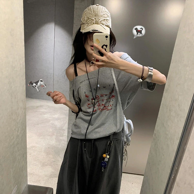 夏季新款灰色字母斜肩短袖t恤宽松小众设计感百搭休闲露肩上衣ins