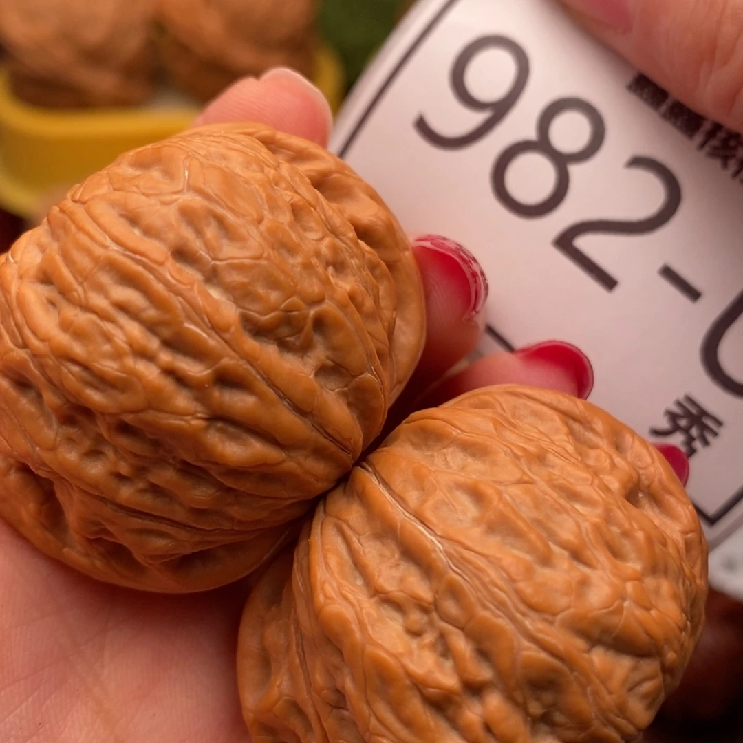 桃核把件铁锤42……