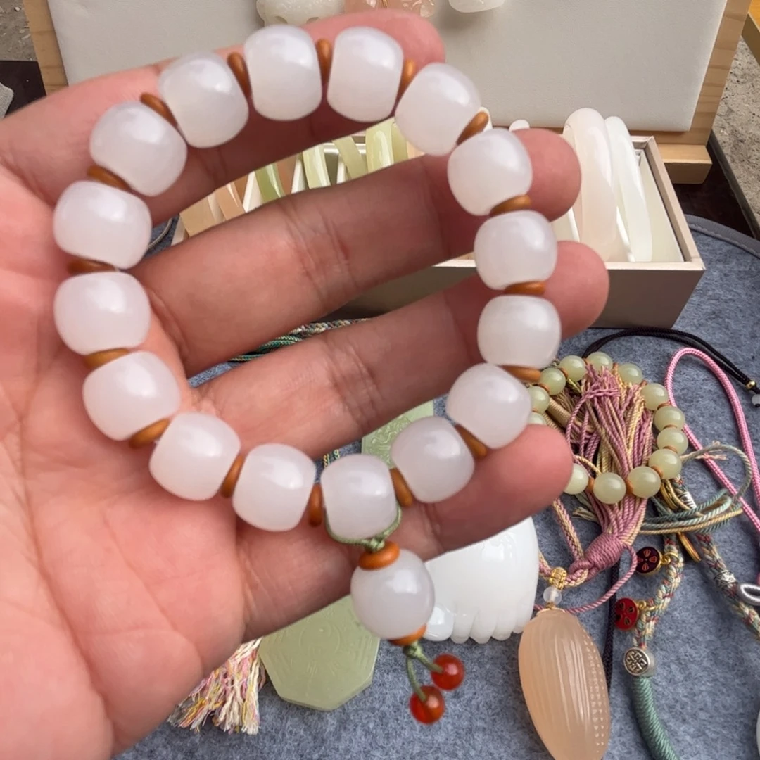 青海昆仑山天然玉石