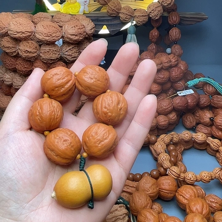 文玩核桃吊坠萌小圈