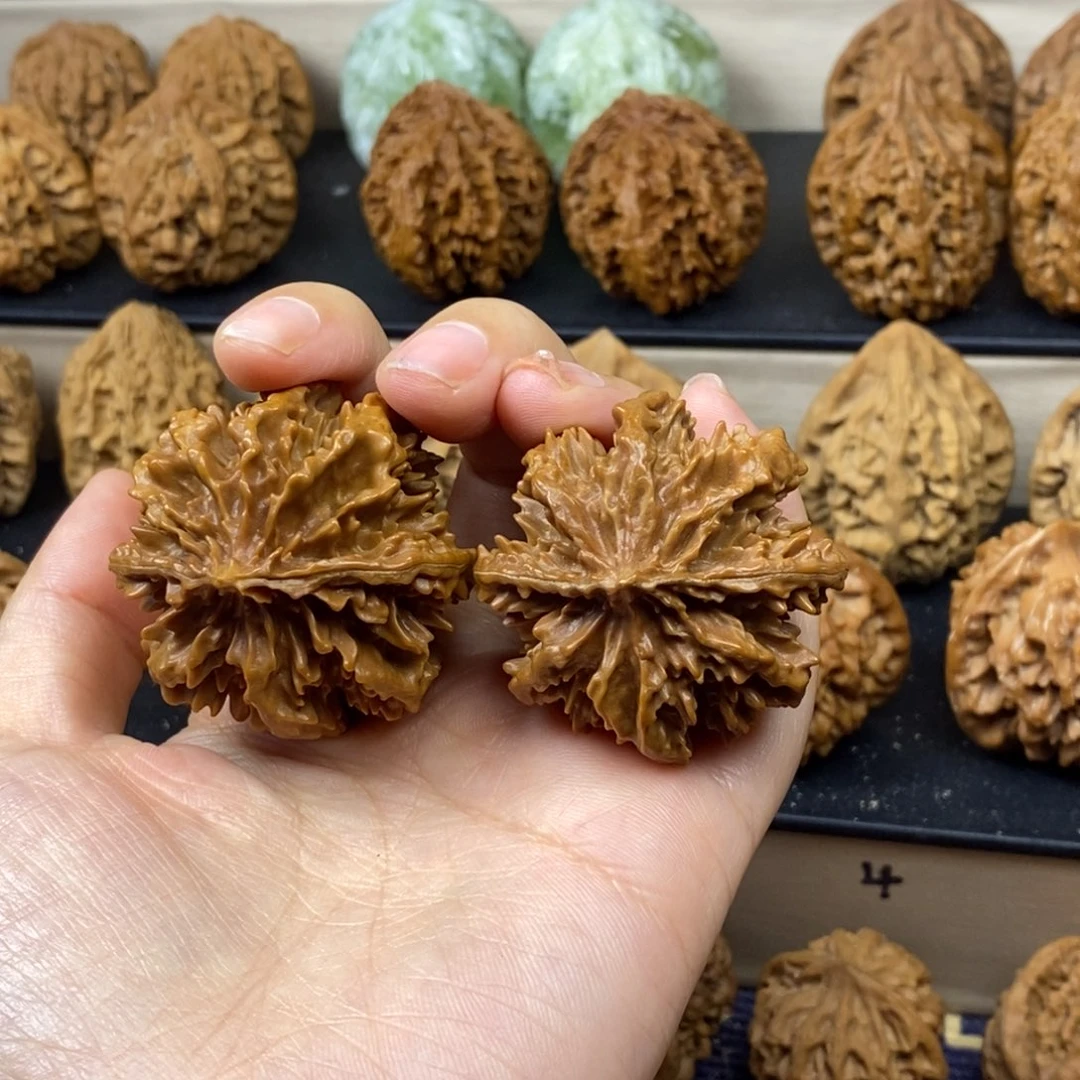 文玩核桃吊坠霸王花41差尺