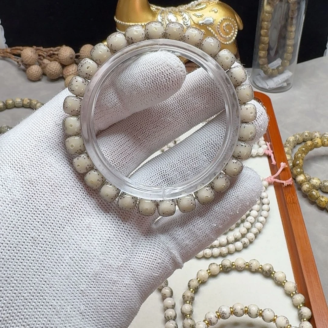 吊坠星月菩提石玉料8/7白冰料月留白小细星