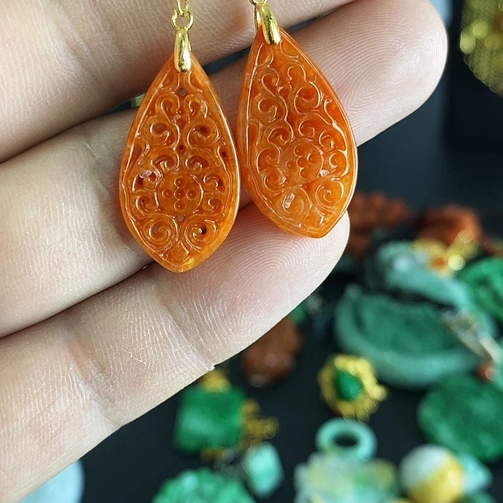 翡翠未镶嵌颈饰耳饰