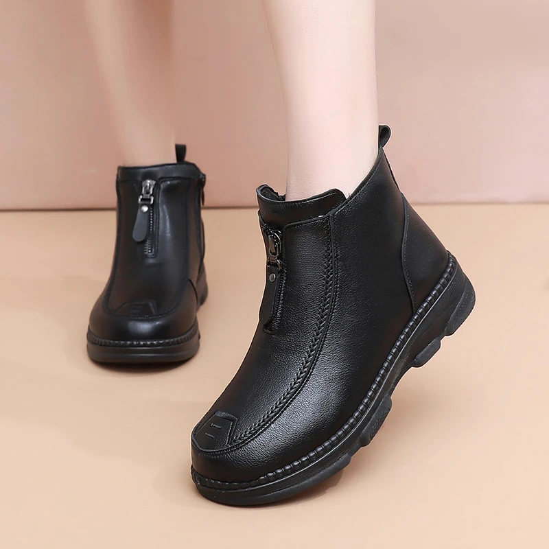 老北京布鞋女棉鞋冬季新款妈妈鞋加绒加厚保暖老人鞋防水防滑短靴