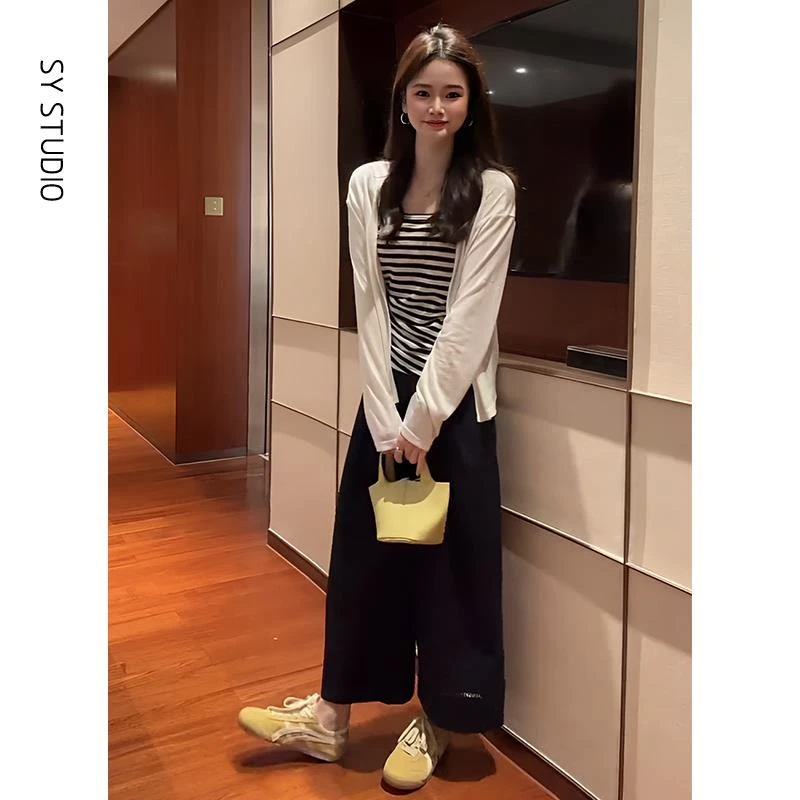 VOCKOO官方今年流行的女装套装褶皱条纹吊带防晒开衫女洋气百搭休