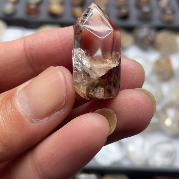 纯天然粉色幽灵碧玺（处理）