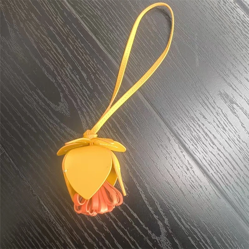 百搭可爱花球挂件