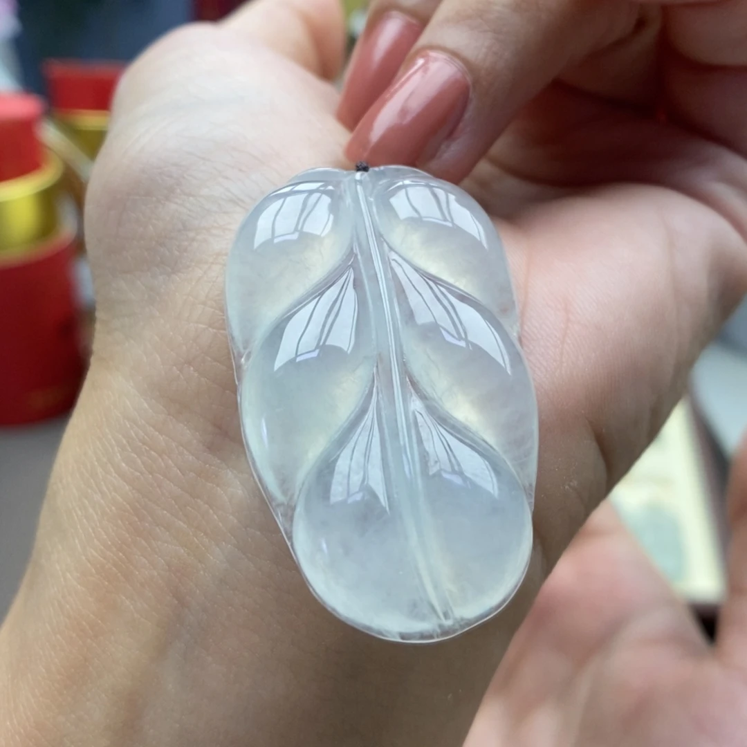 翡翠未镶嵌颈饰吊坠77