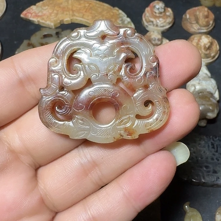 有***缘和田玉未镶嵌挂件