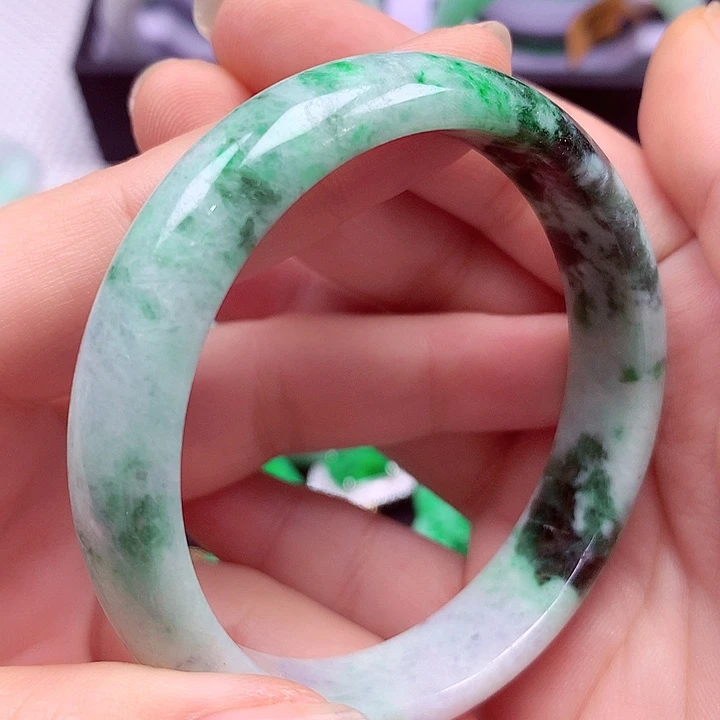 未镶嵌手镯翡翠翡翠手镯