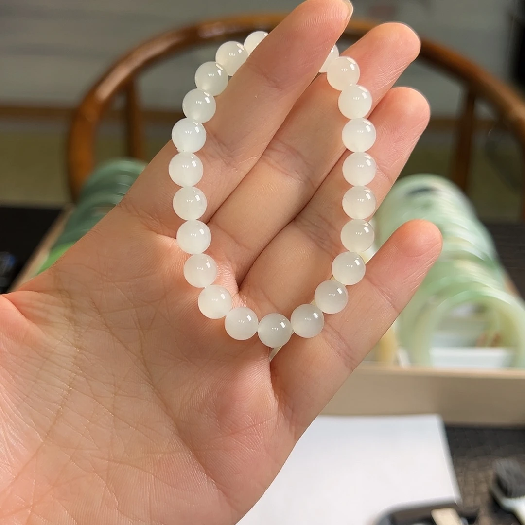 和田玉未镶嵌颈饰8mm