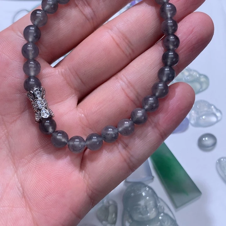 少****翡翠未镶嵌颈饰手链