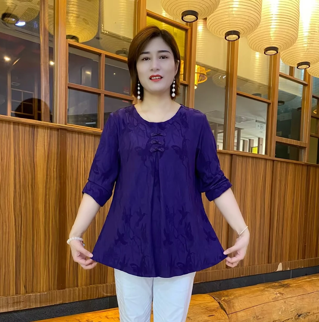 2025秋季长袖新款宽松中老年女装纯色提花复古时尚洋气中式小衫