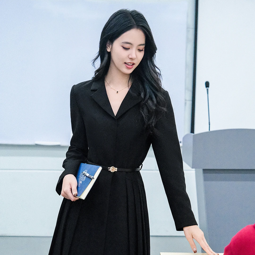 谭飞黑曜石连衣裙官方新款气质时尚优雅黑色长袖收腰裙子