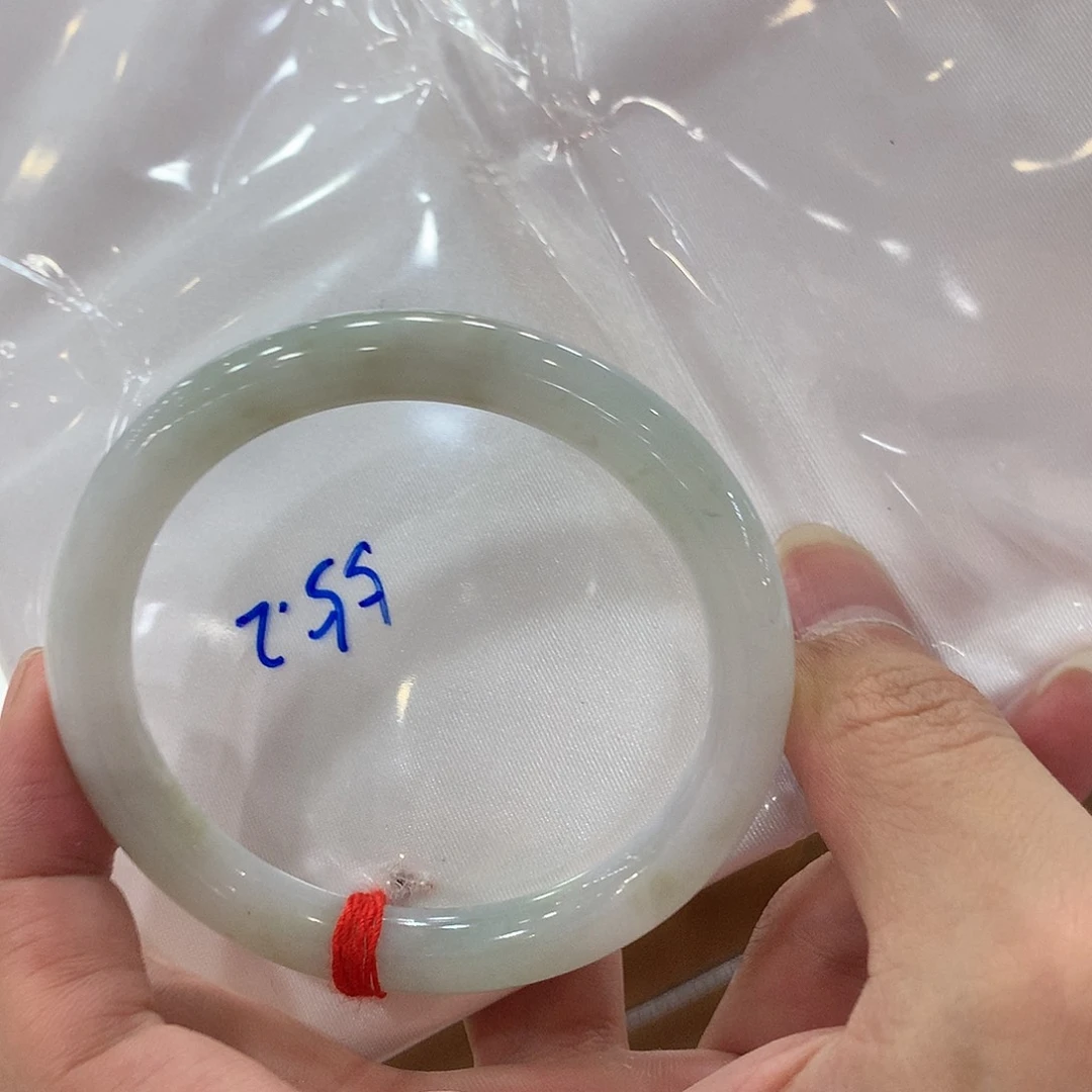 翡翠手镯未镶嵌55.2
