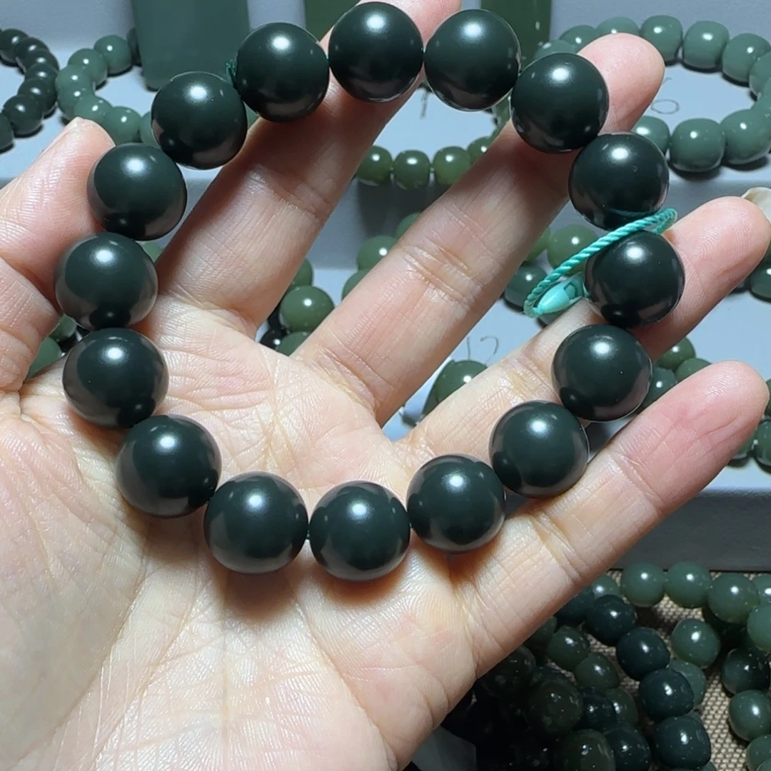 职***手和田玉（糖玉）未镶嵌手链