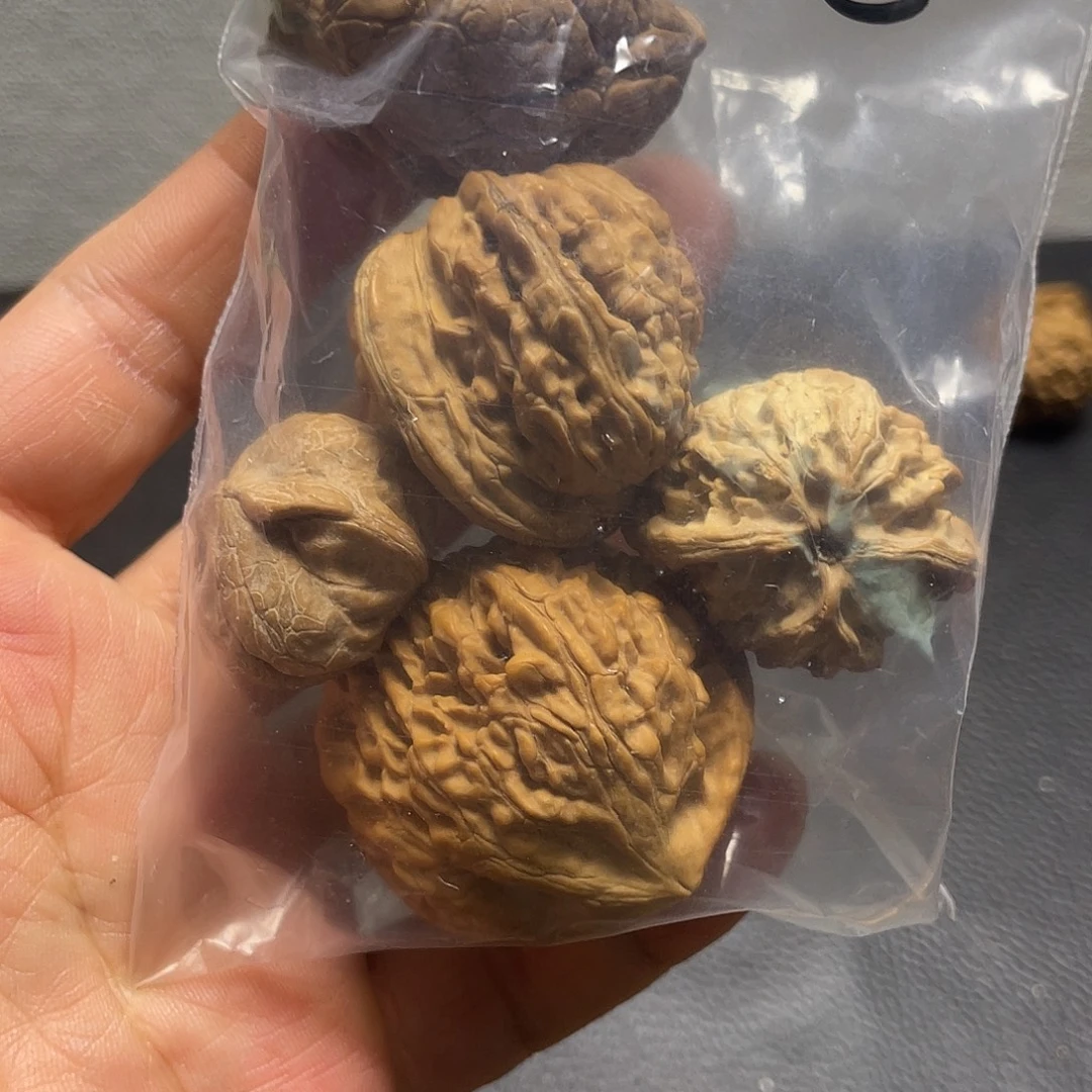 小***泡吊坠文玩核桃补上回两个