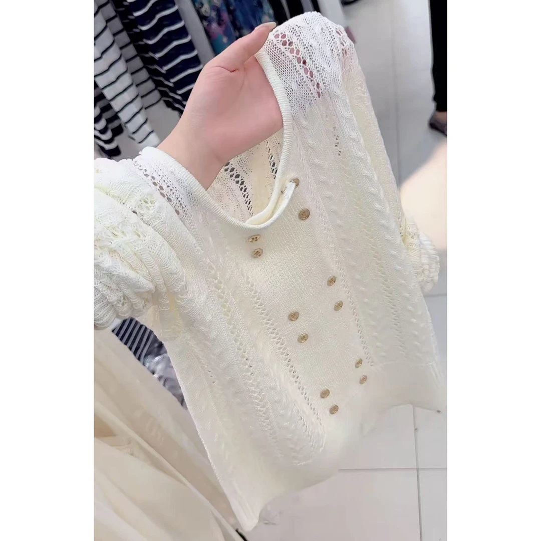 今年流行穿搭2025夏季新款温柔风镂空圆领轻奢风毛针织衫长袖上衣