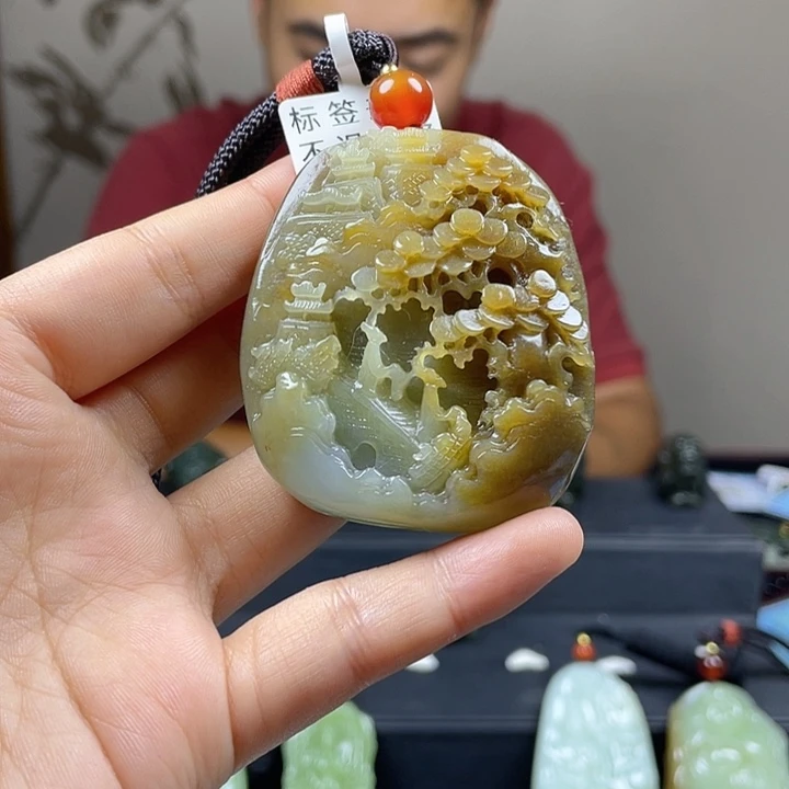 和田玉未镶嵌颈饰
