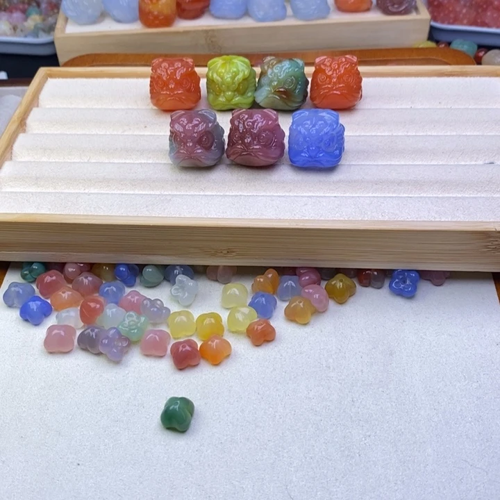 玛瑙/玉髓车挂合金j***y