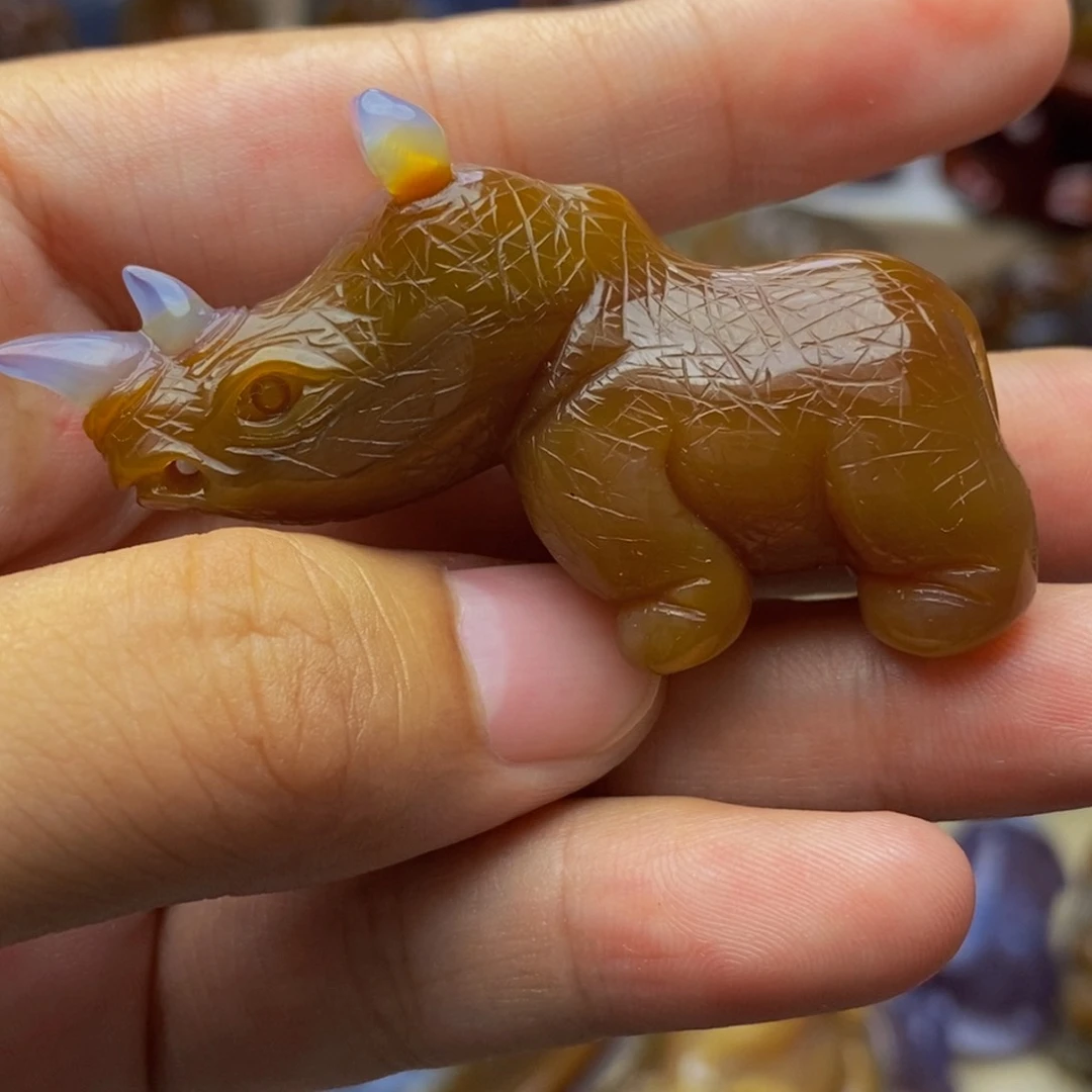 玛瑙/玉髓手把件未镶嵌