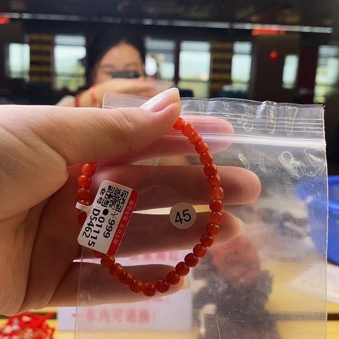 南红玛瑙未镶嵌手链