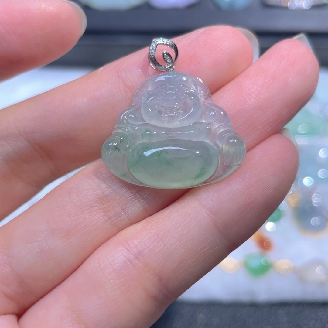 翡翠18K金镶嵌颈饰翡翠