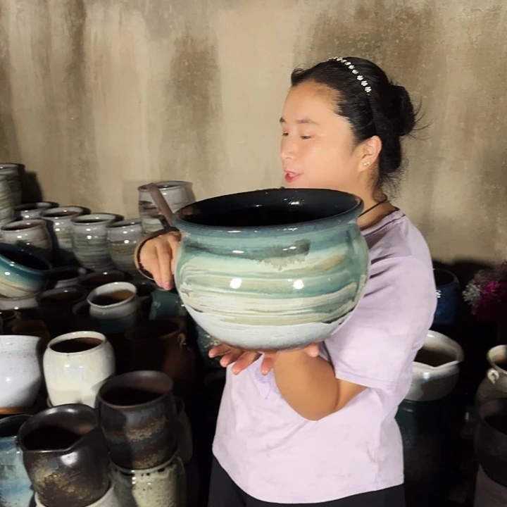 口25高18一个盆子。