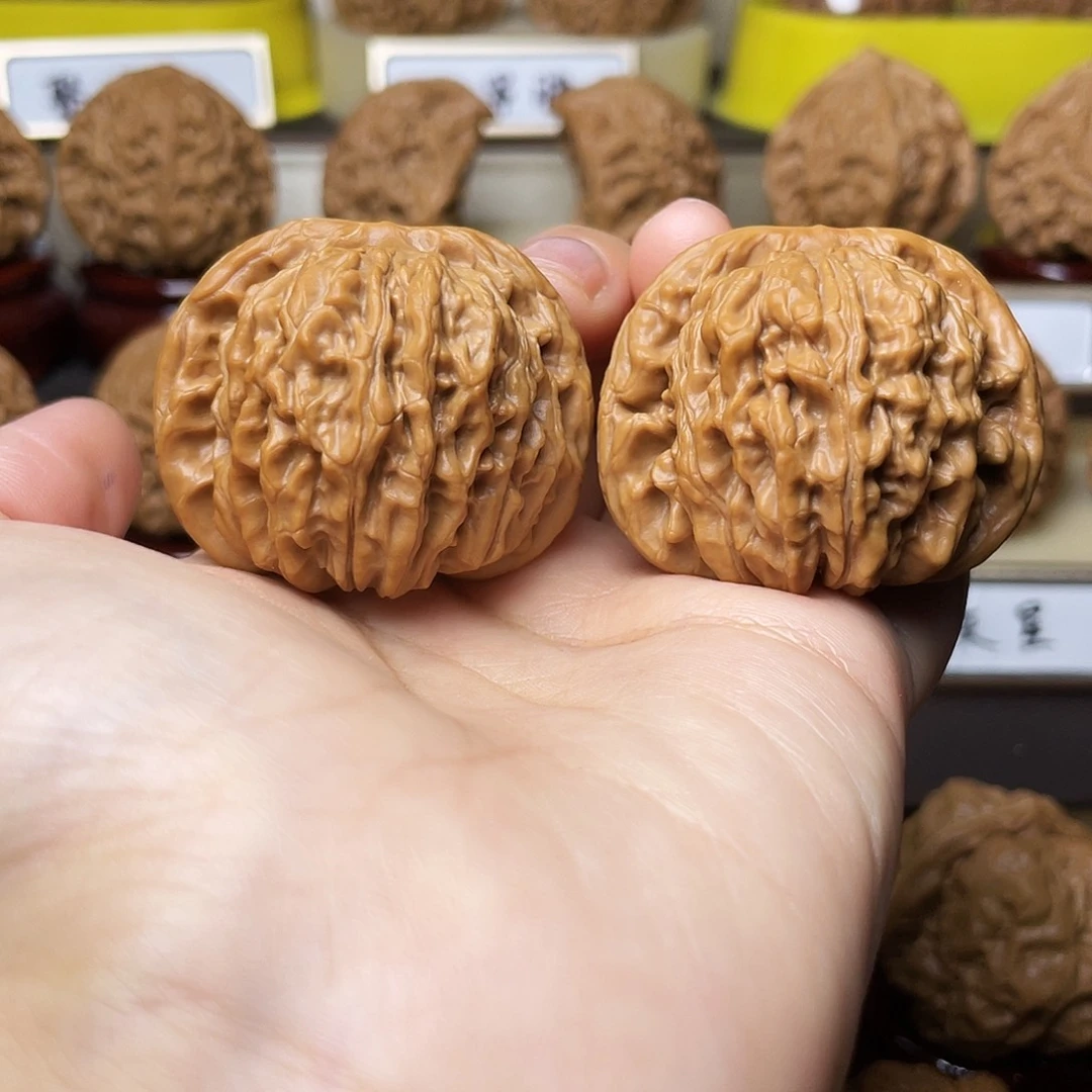 把件文玩核桃四座楼40左右