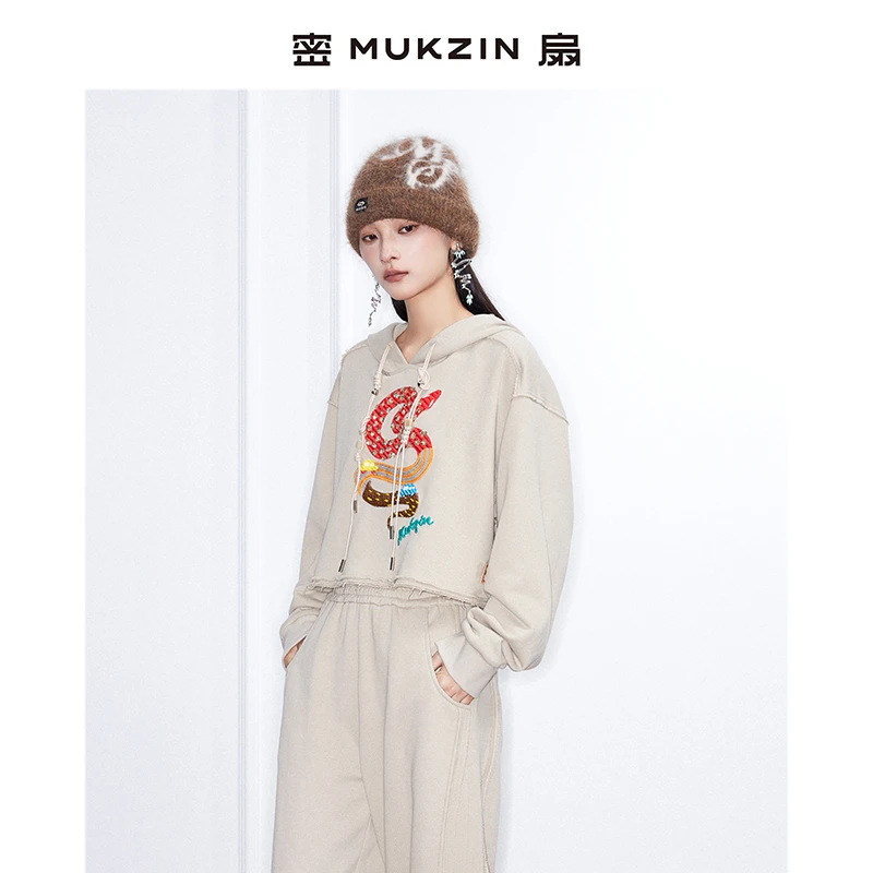 密扇秋冬款玲珑系列卫衣卫衣套装M24DA05003201