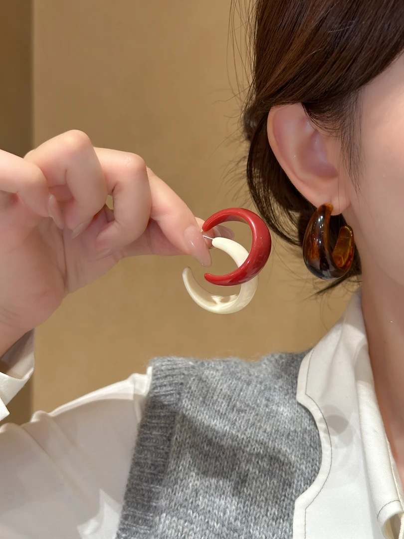 非金属树脂耳饰 法式复古港风C圈耳环气质高级感秋冬轻奢饰品