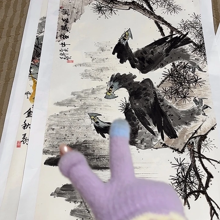 哈***哈国画花鸟的翅膀是一个巨大的