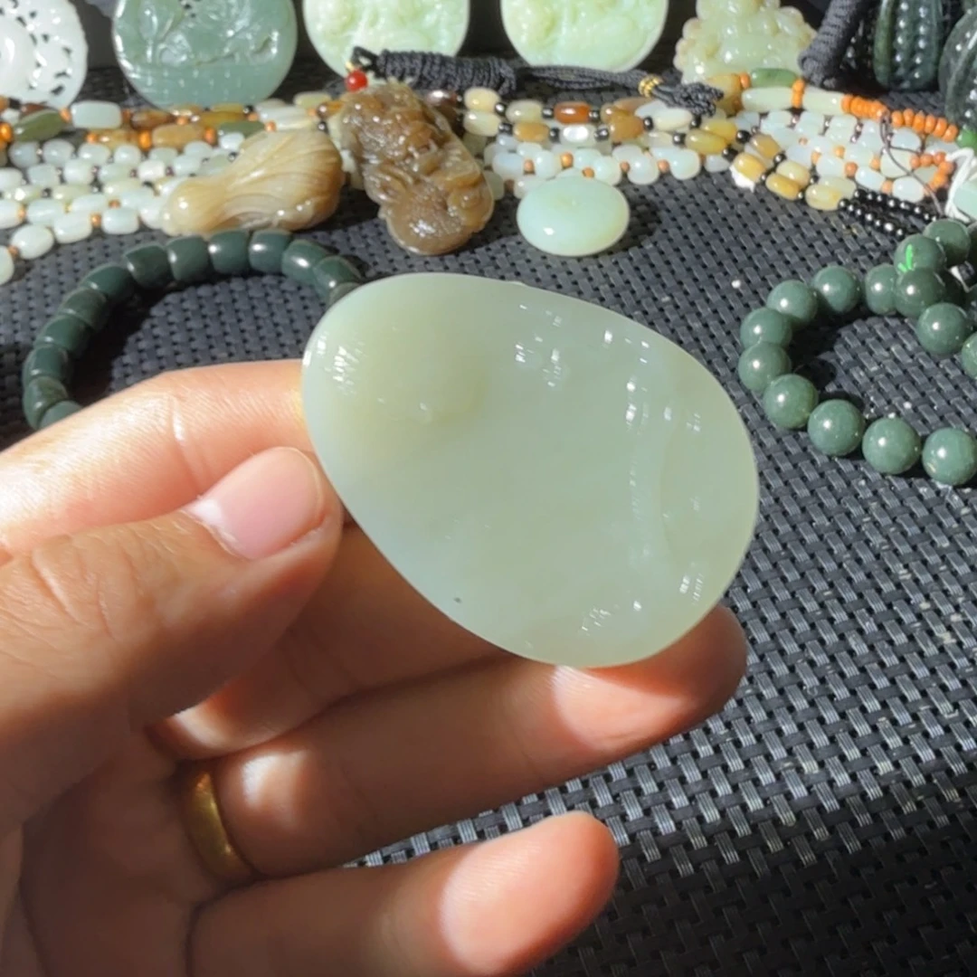 和田玉未镶嵌挂件