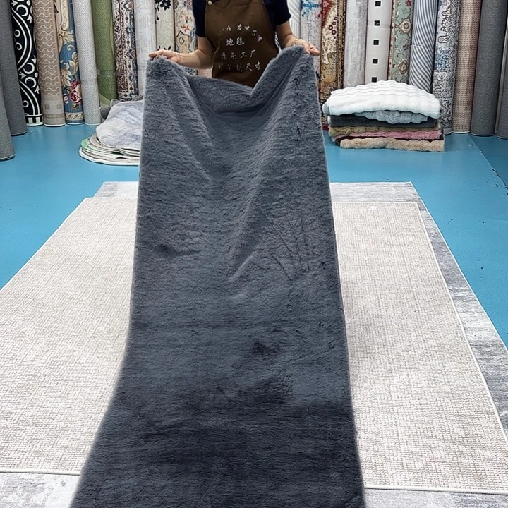 混纺80×180仿兔毛麂皮绒底尺寸误差正负1-3厘米