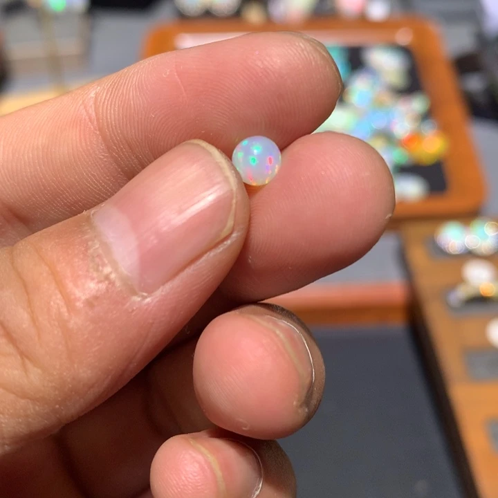 揽***怜欧泊未镶嵌欧泊裸石