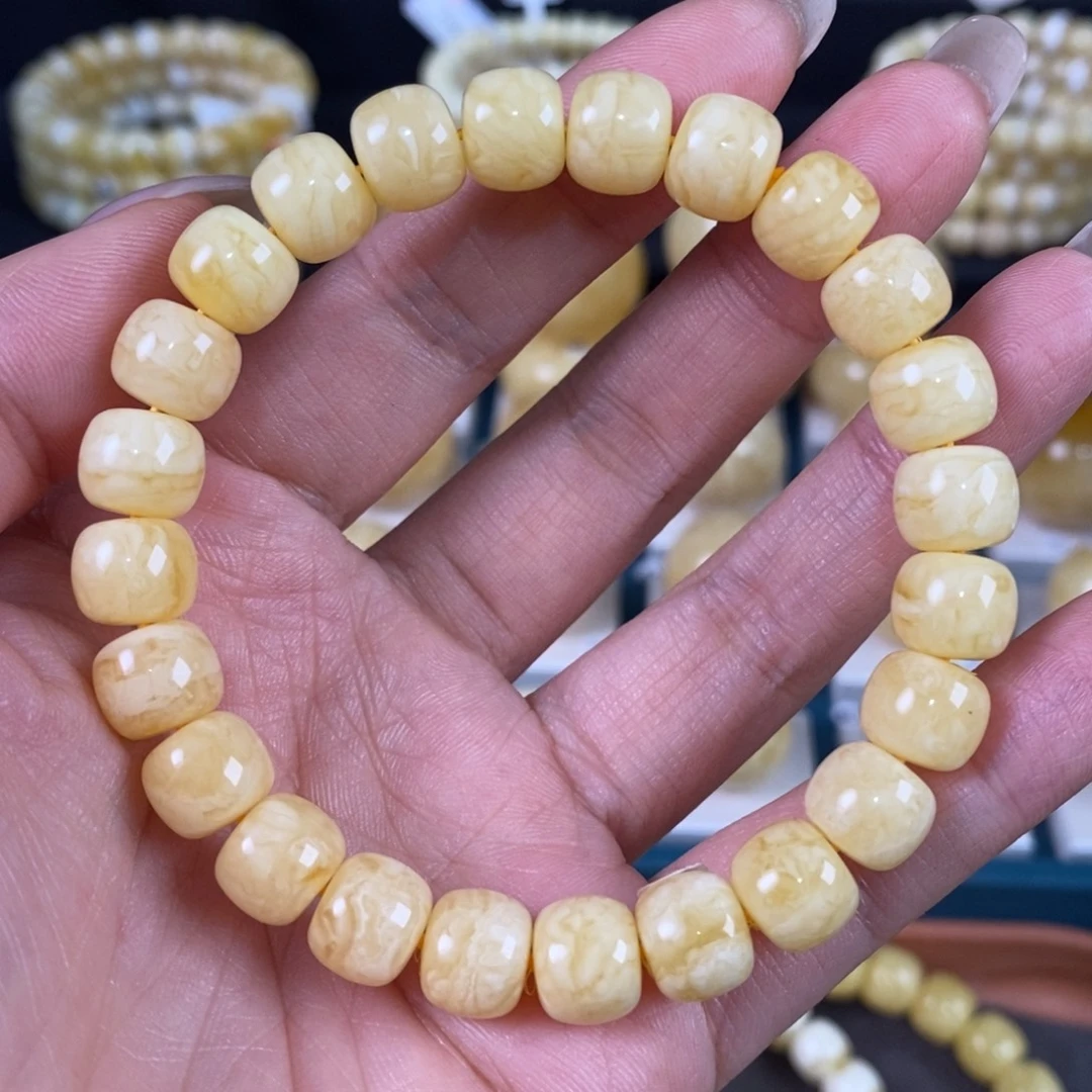 蜜蜡未镶嵌珠宝奇石卡9.5