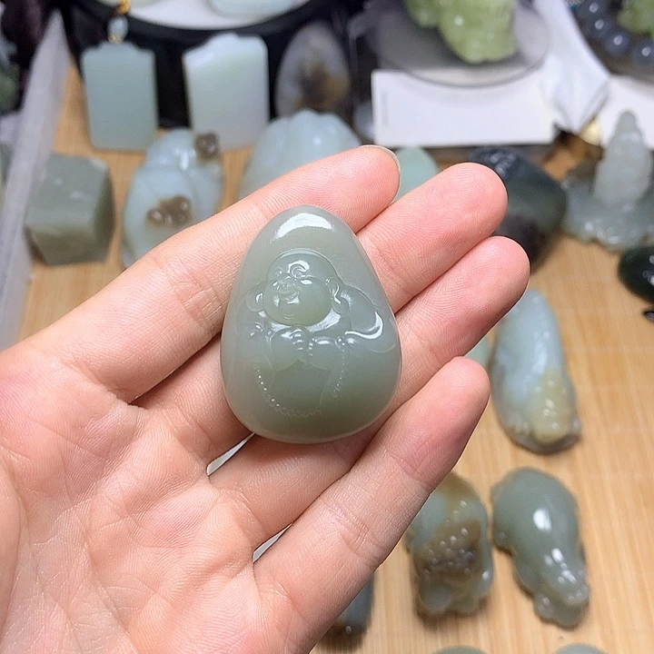 和田玉未镶嵌挂件