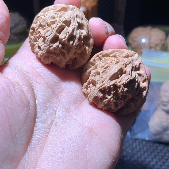 吊坠文玩核桃三角白