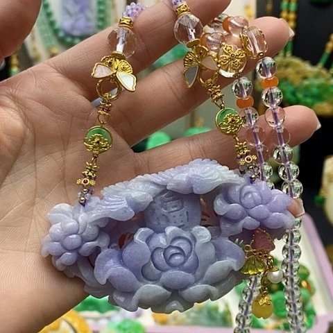 翡翠颈饰未镶嵌天然