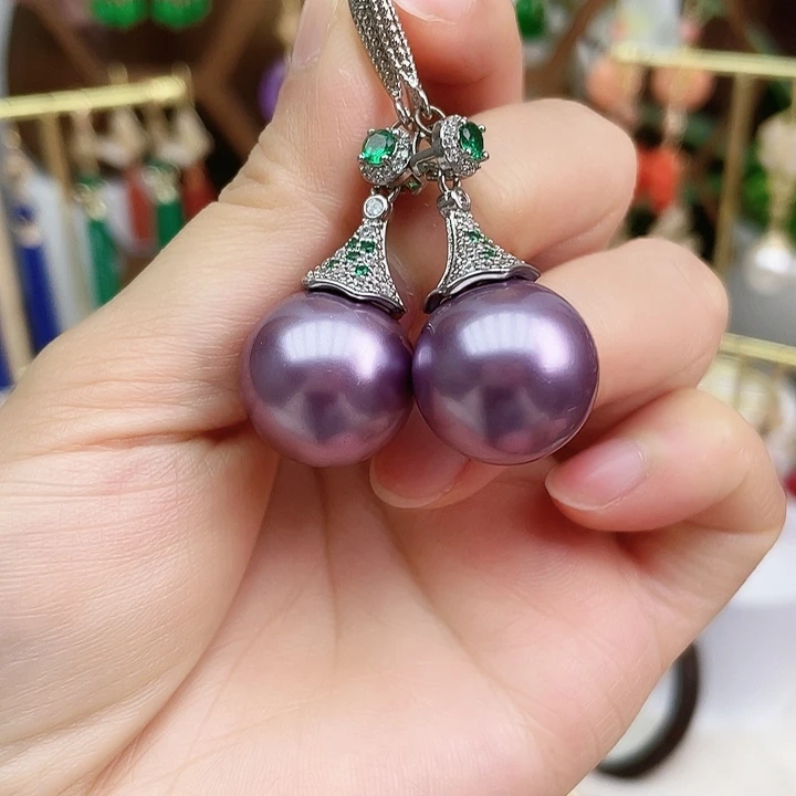 石英质玉耳钉合金