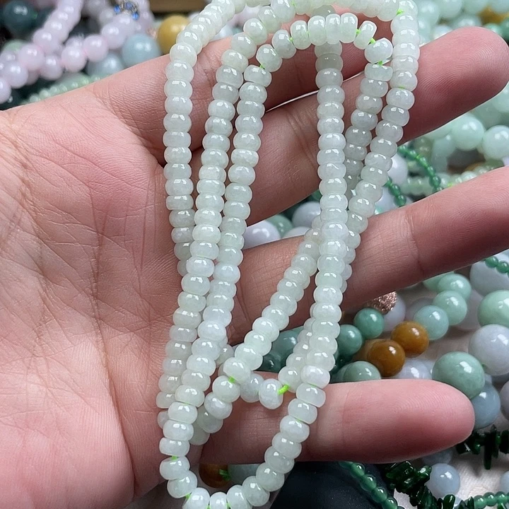 翡翠未镶嵌颈饰88