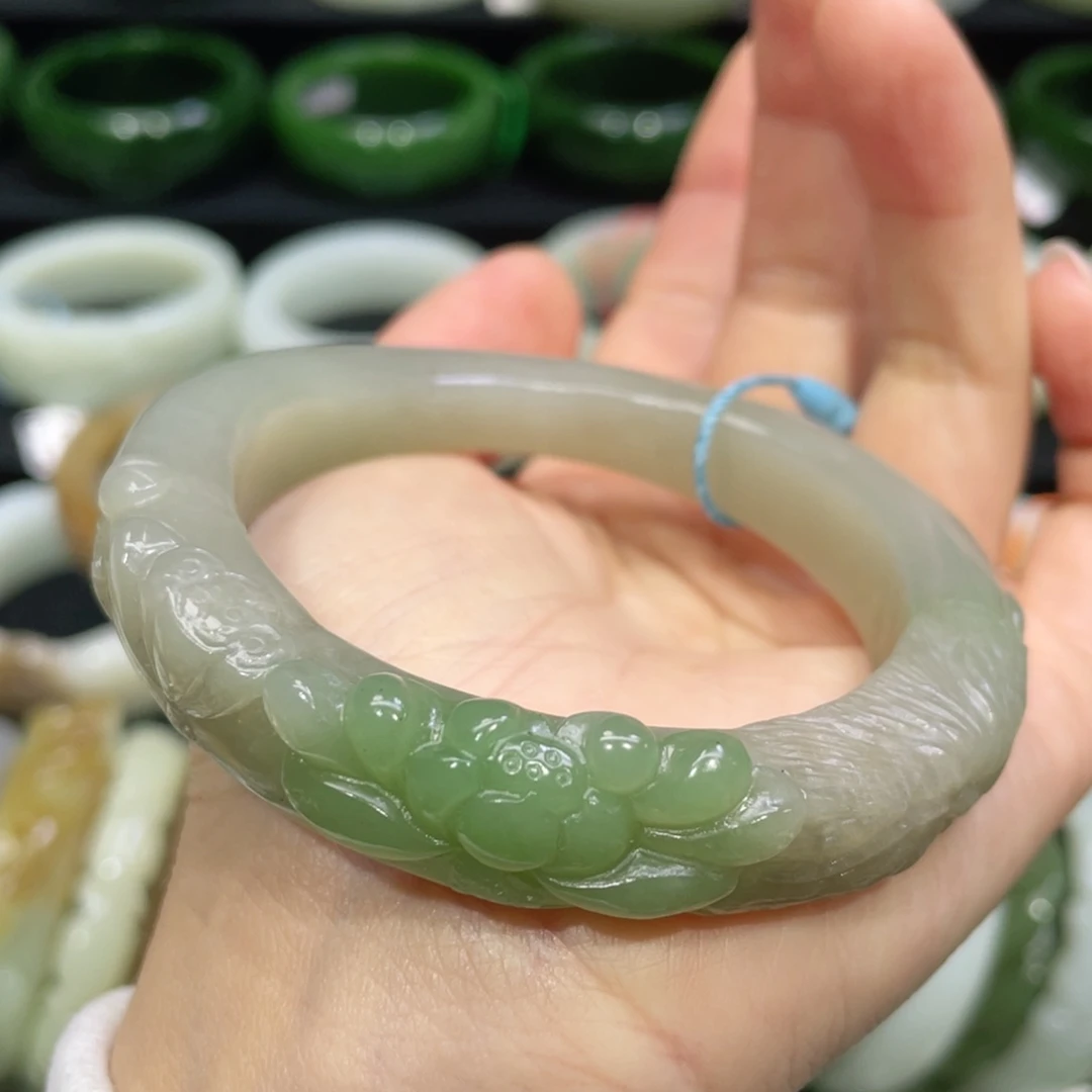 未镶嵌手镯和田玉63