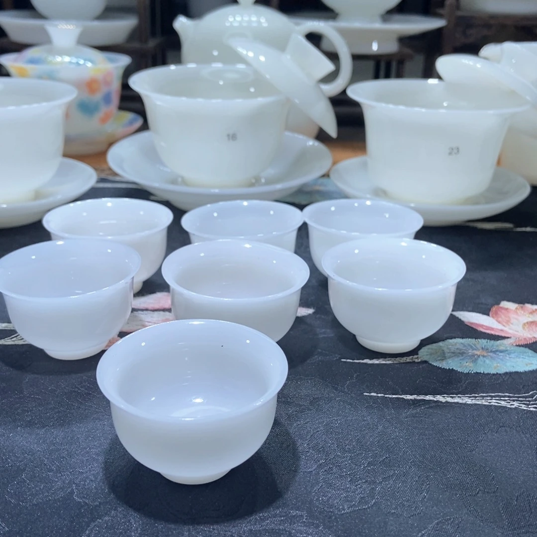 这么早还没有下班吧不忙呀亲爱