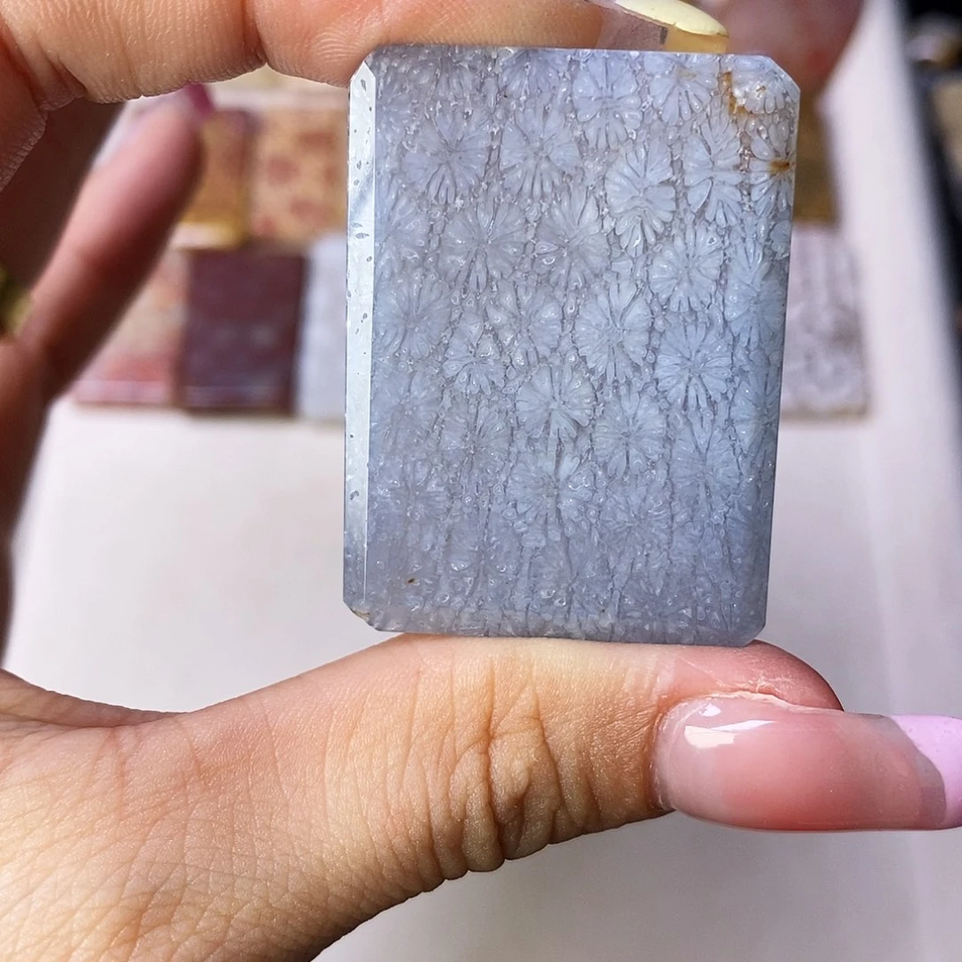 硅化玉颈饰合金我***肉